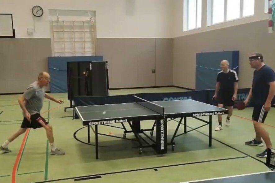 Start in der neuen Sporthalle